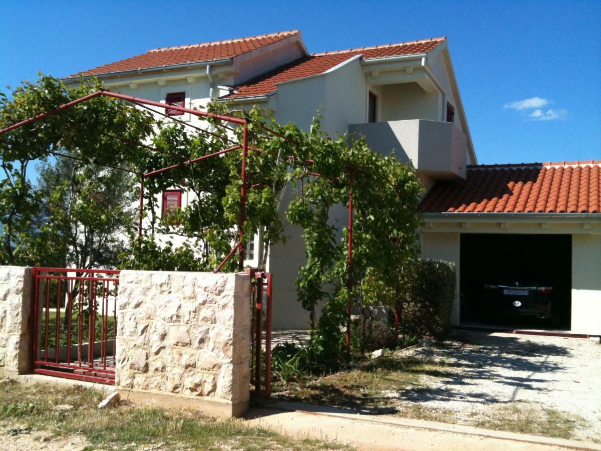 Apartments Villa Aurora Ražanac Zewnętrze zdjęcie